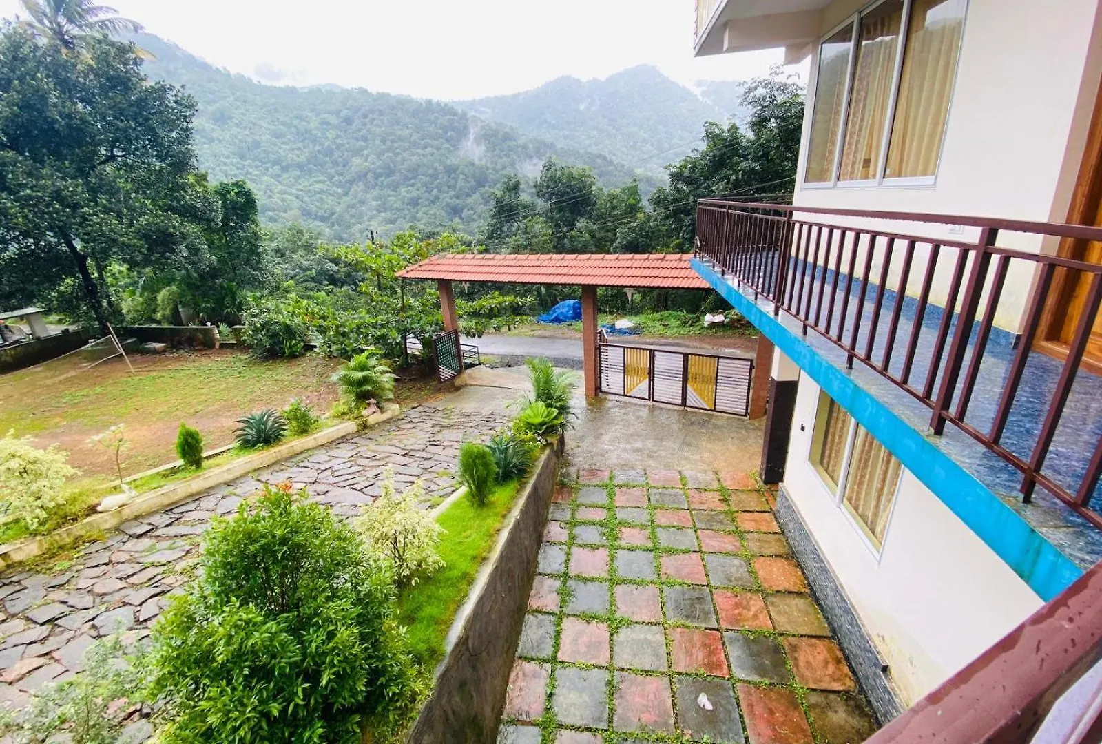 Peak Paradise Resort Paithalmala